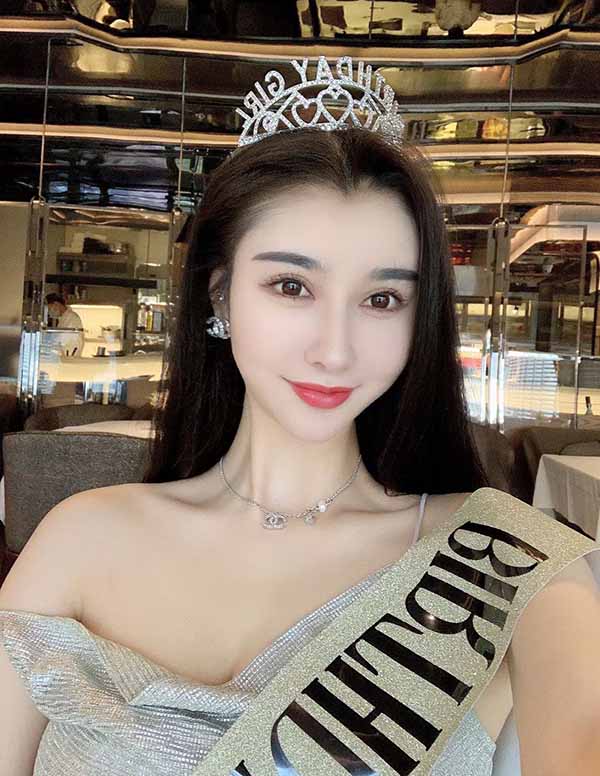 多伦多伴游大学生