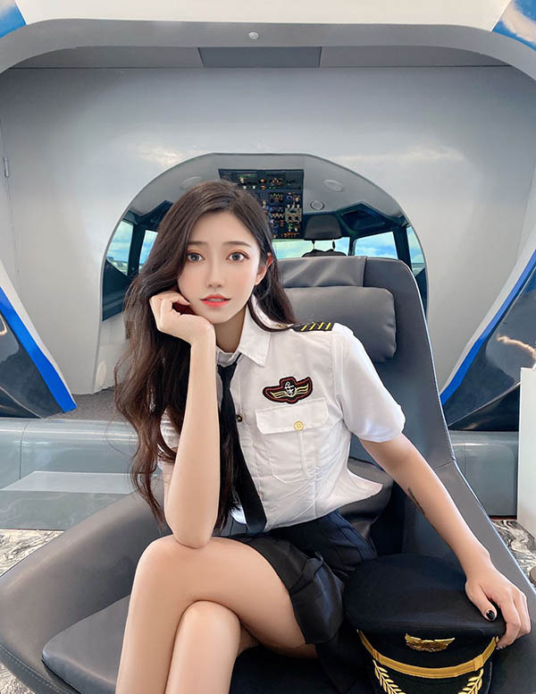 巴黎外围女经纪人