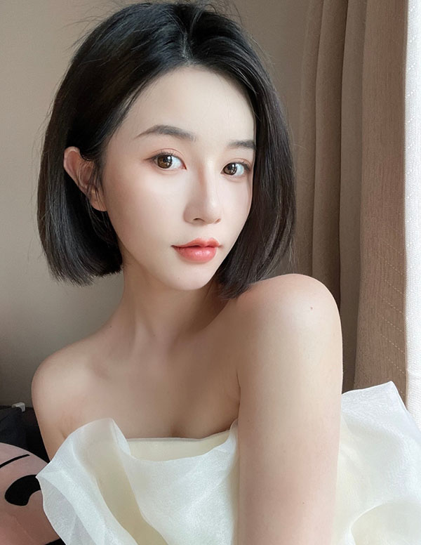 巴黎围经纪人微信