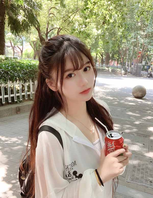 波士顿围经纪人微信